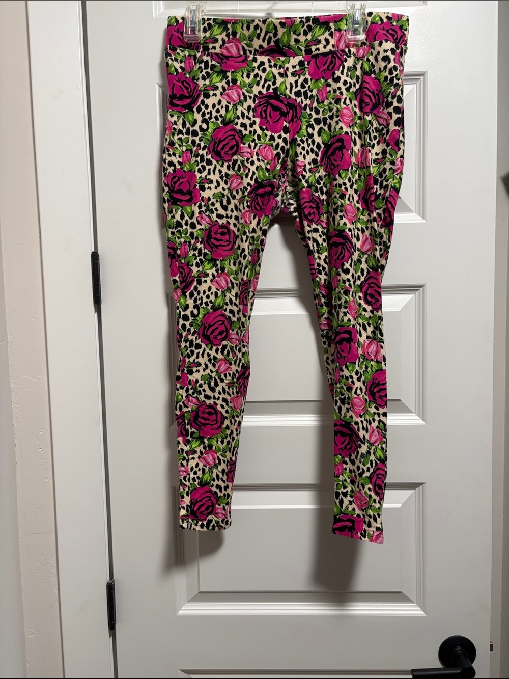 Torrid Betsy Johnson Floral Leggings